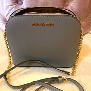 Micheal kors crossbody